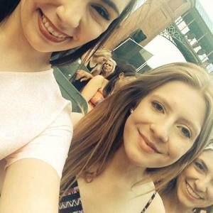 Meet your Posher, Mallory